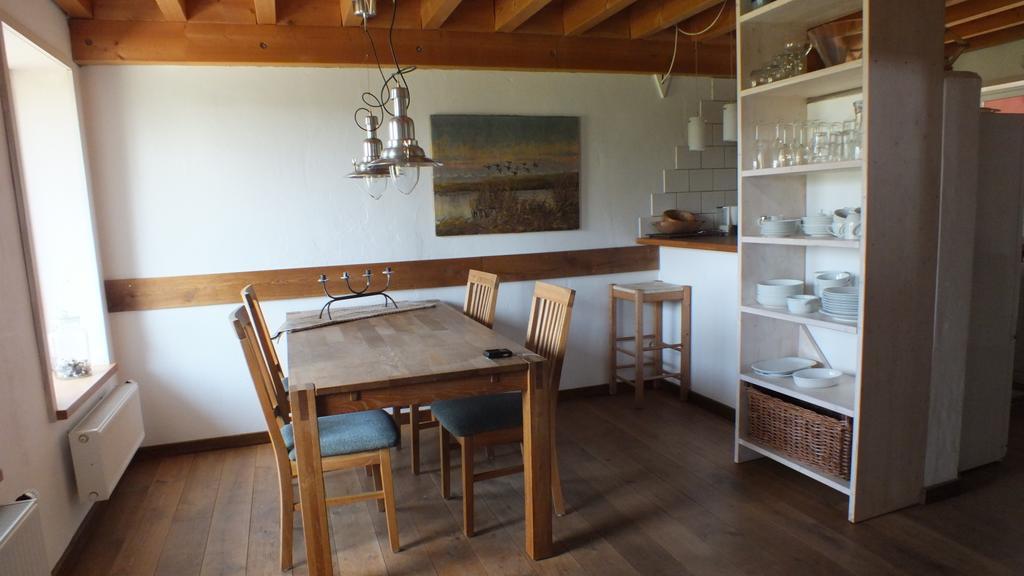 Вилла Rotes Haus Brook Экстерьер фото